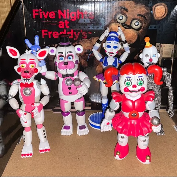 Five Nights at Freddy's Action Figure Set - Red Pink Blue White